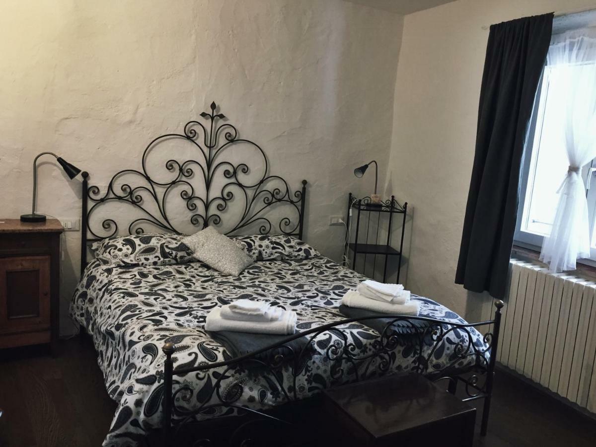 Bed and Breakfast Casa del Nespolo Pilzone Exterior foto
